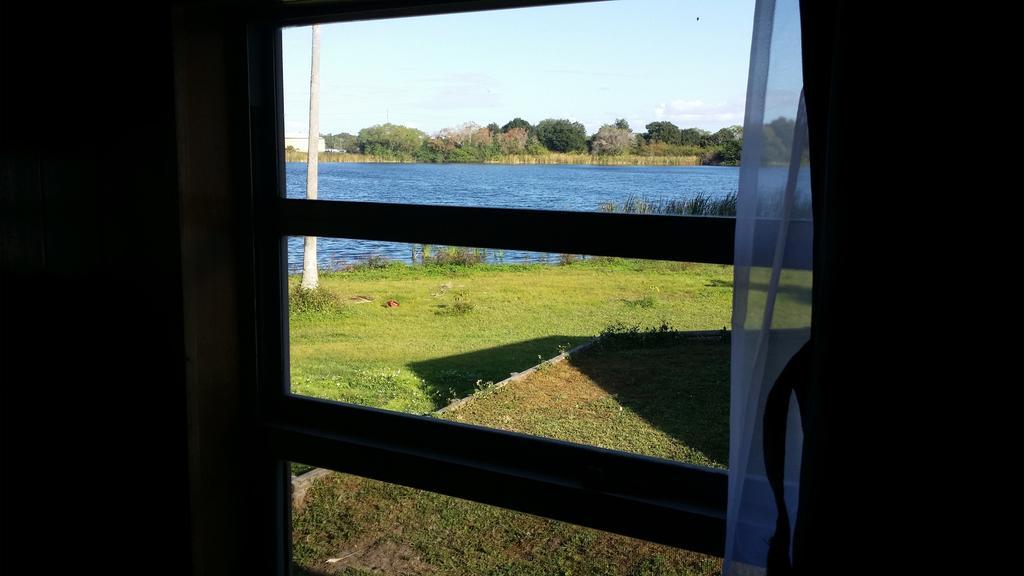 Lake Ida Beach Resort Winter Haven Exterior photo